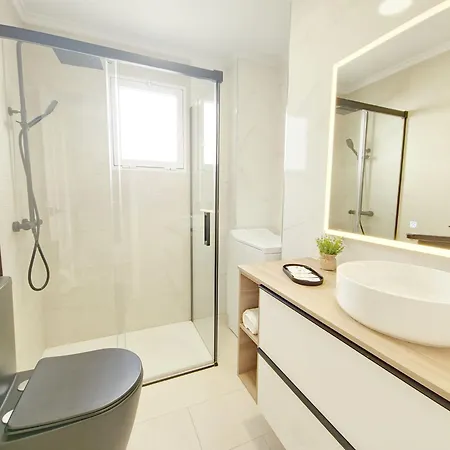 Appartamento Con Piscina, Parque Naciones,