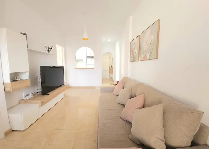 Con Piscina, Parque Naciones, * Torrevieja