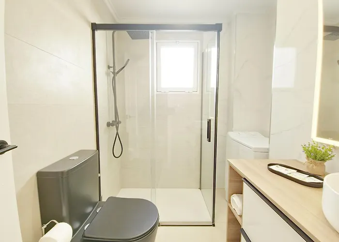 Con Piscina, Parque Naciones, * Torrevieja