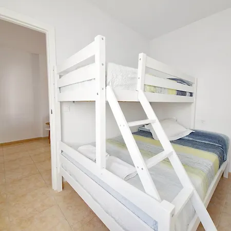 Con Piscina, Parque Naciones, * Torrevieja